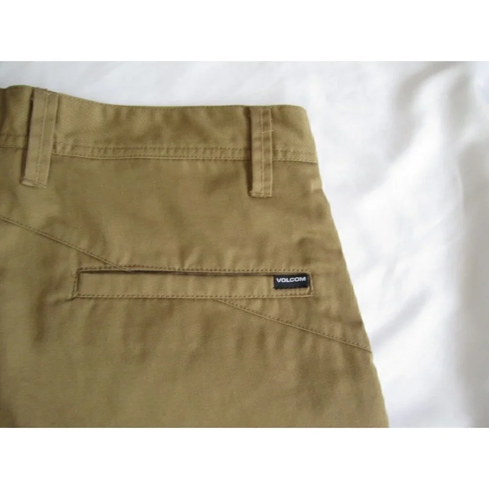 Men's Volcom True to This Made Brown Shorts Size 32 (MP48)